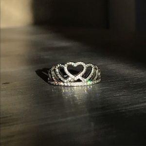 Pandora ring